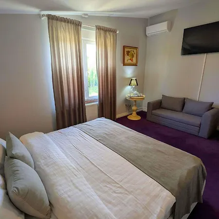 Villa Bevanda *